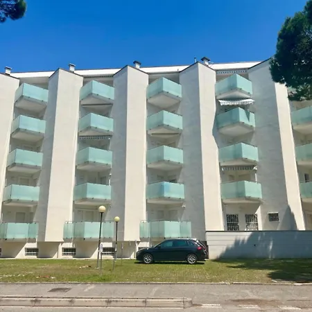 Cozy With Shared Pool * Lignano Sabbiadoro